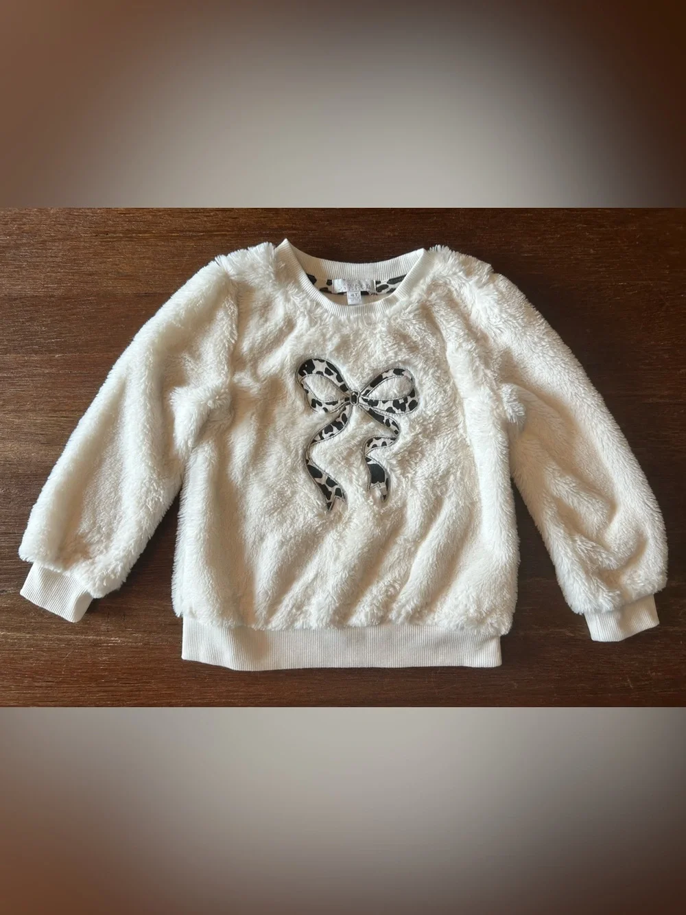B’TWEEN Girls 4T Cream Fuzzy Sweatshirt Leopard Print Bow